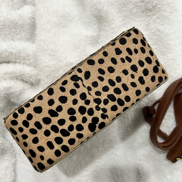 Madewell Transport Camera bag in dotted calf hair edition - Picture 4 of 7